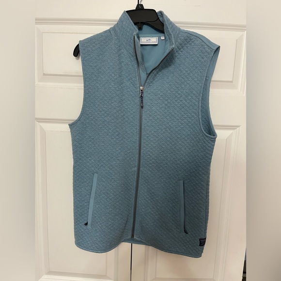 Men’s Small Waffle Southern Tide Vest - Picture 2 of 3